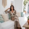 vestido de seda con puntilla sentada nude