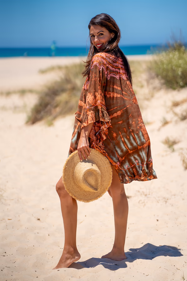 Poncho Bordado Waikiki - Imagen 9