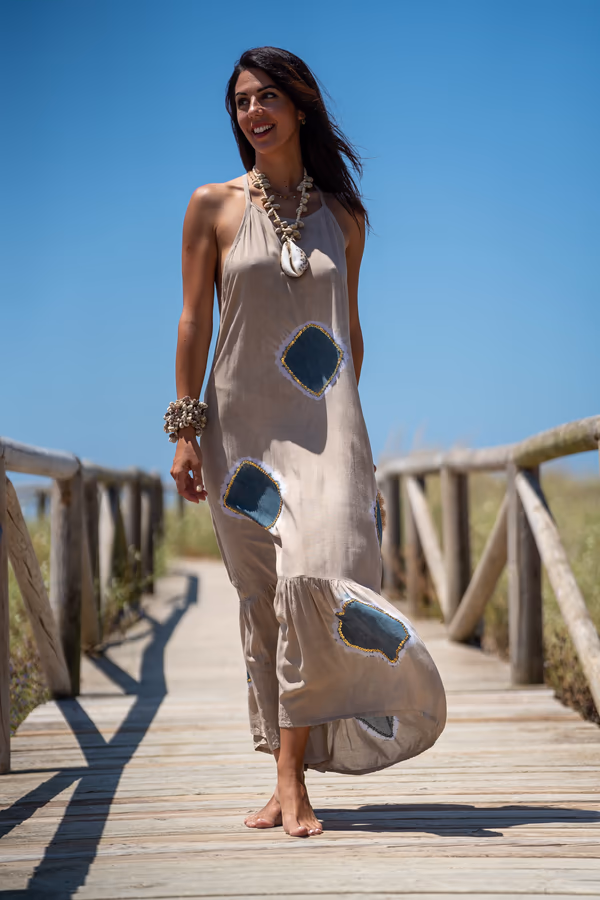 vestido largo con volante lanzarote